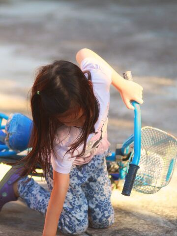 Child falls from bike