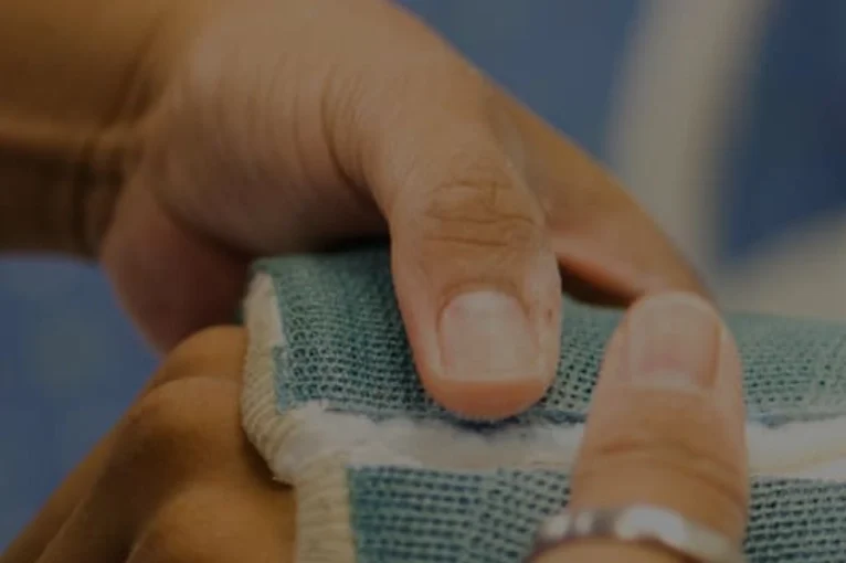 Teen having cast cut off from wrist